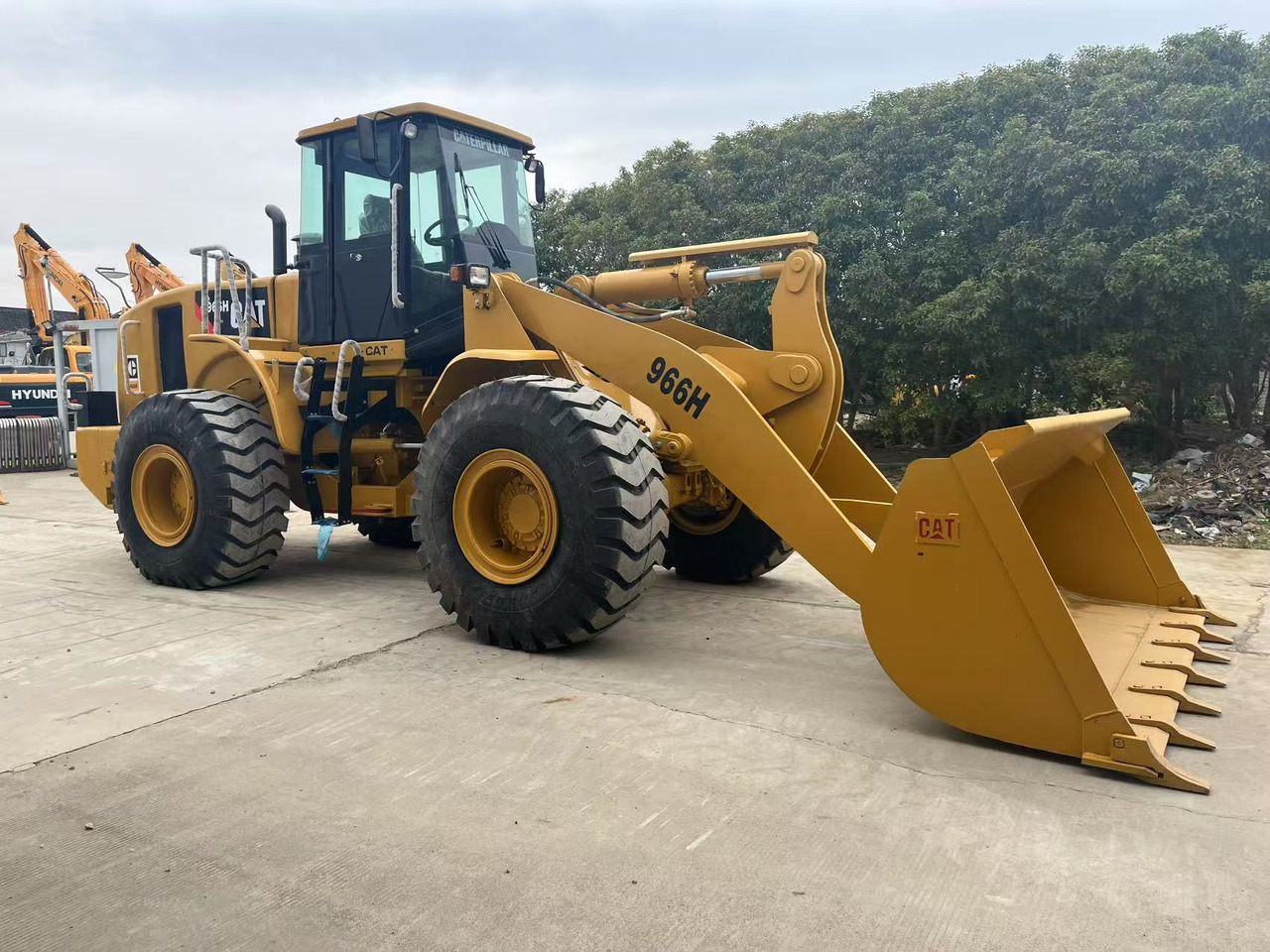 Caterpillar Secondhand Payloader CAT 966H, 950H - Wheel loader: picture 2 Caterpillar Secondhand Payloader CAT 966H, 950H - Wheel loader: picture 2