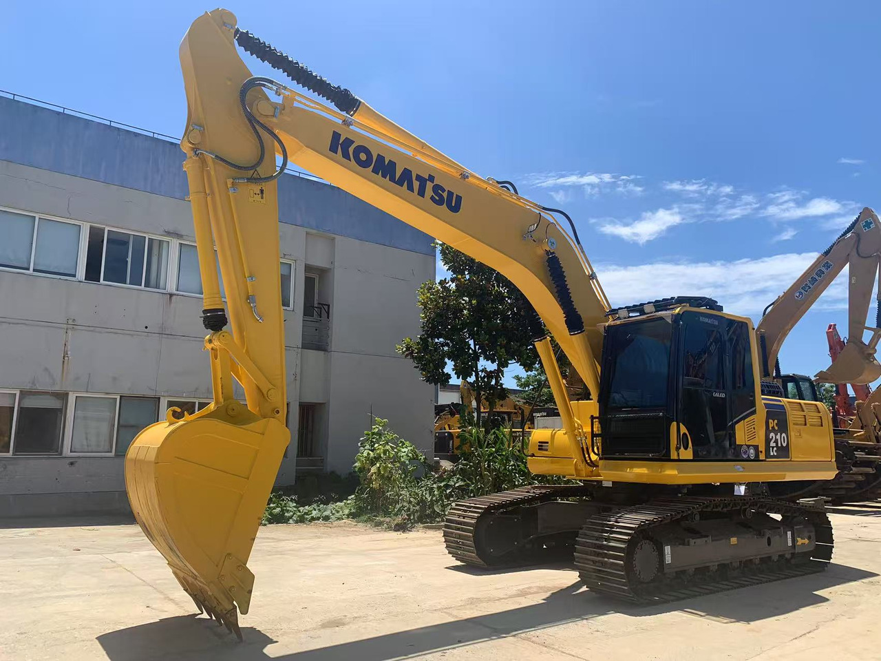 Komatsu PC210 Tracked Excavator 21 ton Construction Excavator - Crawler excavator: picture 3 Komatsu PC210 Tracked Excavator 21 ton Construction Excavator - Crawler excavator: picture 3