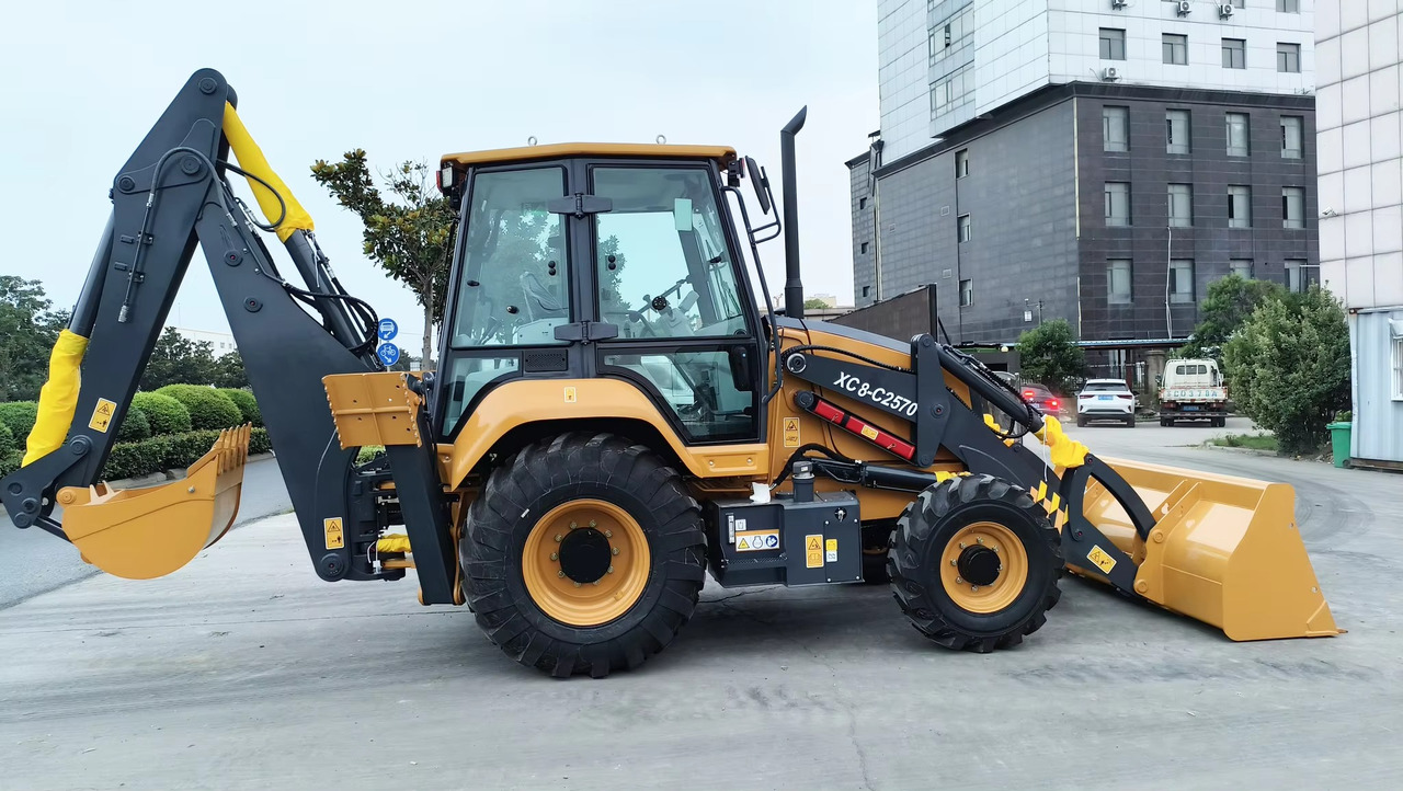 XCMG 2026 Year New XCMG XC8-2570 Backhoe Loader – 74 kW, 1.0m³ Bucket, 4.4m Dig Depth, 2.5 Ton Rated Load - Backhoe loader: picture 5 XCMG 2026 Year New XCMG XC8-2570 Backhoe Loader – 74 kW, 1.0m³ Bucket, 4.4m Dig Depth, 2.5 Ton Rated Load - Backhoe loader: picture 5