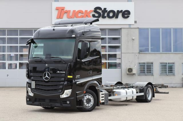 Mercedes-Benz Actros 1842 L nR - Container transporter/ Swap body truck: picture 1 Mercedes-Benz Actros 1842 L nR - Container transporter/ Swap body truck: picture 1