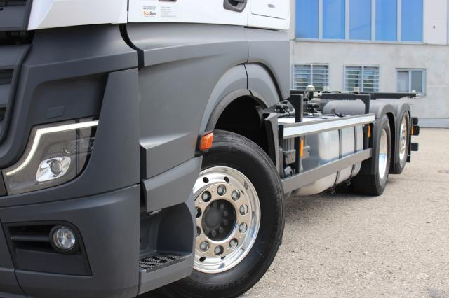 Mercedes-Benz Actros 2563LL - Container transporter/ Swap body truck: picture 3 Mercedes-Benz Actros 2563LL - Container transporter/ Swap body truck: picture 3