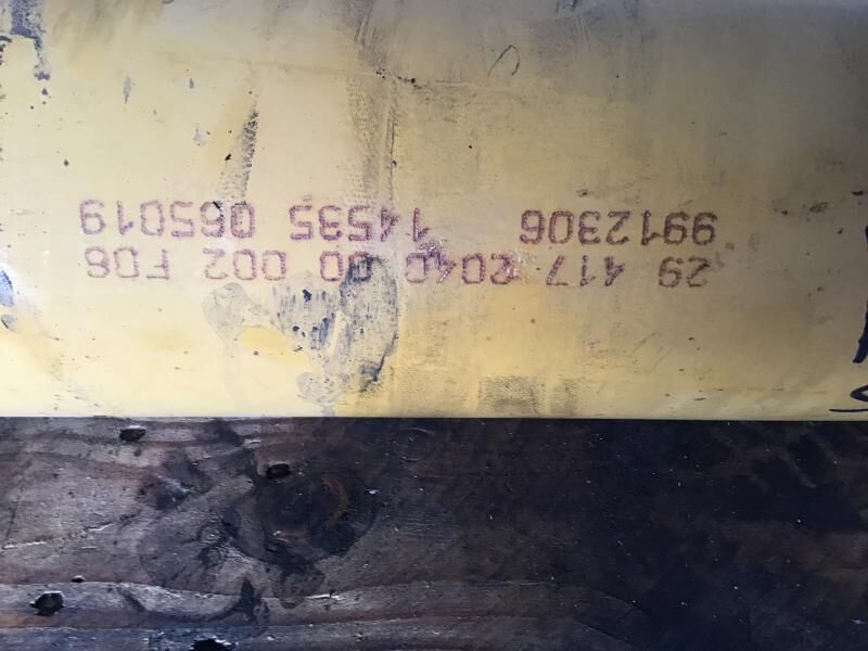 Liebherr A924B Li / A914 Li / A914B Li / R914 / R924 - Hydraulic cylinder: picture 2 Liebherr A924B Li / A914 Li / A914B Li / R914 / R924 - Hydraulic cylinder: picture 2