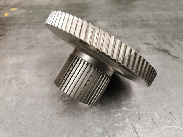 Liebherr Double Gearwheel - Gearbox: picture 2 Liebherr Double Gearwheel - Gearbox: picture 2