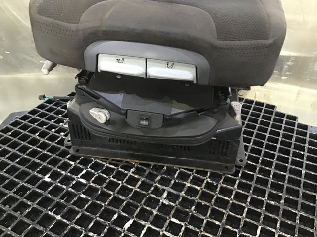 Liebherr LH50 MT / A918 Compact / LH50 MHR / Operators Platform Parts / LH50 M / LH50 CHR / LH35 MT - Seat: picture 1 Liebherr LH50 MT / A918 Compact / LH50 MHR / Operators Platform Parts / LH50 M / LH50 CHR / LH35 MT - Seat: picture 1