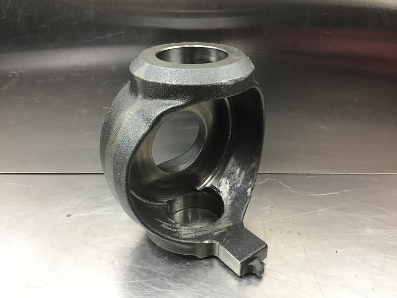 Liebherr R904 / A904 Li / A900C Li / A316 Li / R900C Li - Steering knuckle: picture 1 Liebherr R904 / A904 Li / A900C Li / A316 Li / R900C Li - Steering knuckle: picture 1