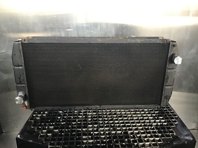 Liebherr Water Cooler - Intercooler: picture 1 Liebherr Water Cooler - Intercooler: picture 1