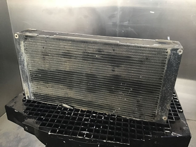 Liebherr Watercooler - Intercooler: picture 1 Liebherr Watercooler - Intercooler: picture 1