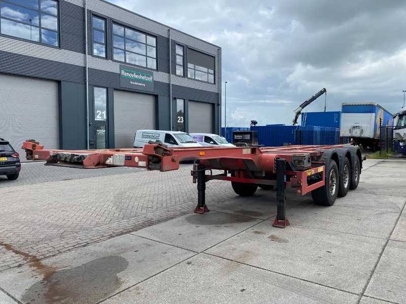 Broshuis MFCC / 2x Extendable / SAF + Disc Brakes / 1x Lift Axle / 45FT - Container transporter/ Swap body semi-trailer: picture 4 Broshuis MFCC / 2x Extendable / SAF + Disc Brakes / 1x Lift Axle / 45FT - Container transporter/ Swap body semi-trailer: picture 4