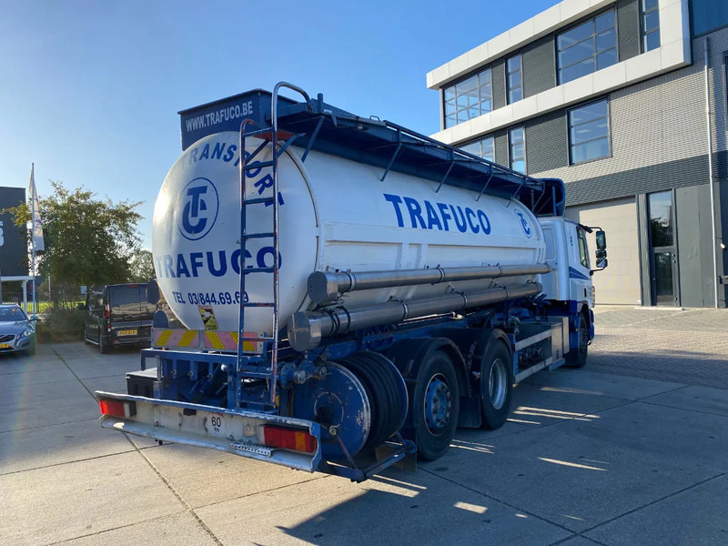DAF CF 75.310 / Manual / 16000 LT / 5 Compartments / ADR / Euro 3 - Tank truck: picture 4 DAF CF 75.310 / Manual / 16000 LT / 5 Compartments / ADR / Euro 3 - Tank truck: picture 4