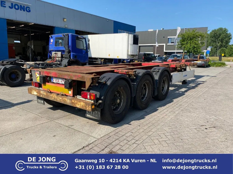 Krone SD 27 / container chassis / BPW + Disc / 1x Lift Axle - Container transporter/ Swap body semi-trailer: picture 1 Krone SD 27 / container chassis / BPW + Disc / 1x Lift Axle - Container transporter/ Swap body semi-trailer: picture 1