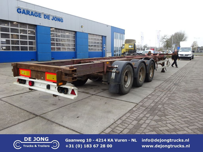 Renders ROC 12.27 Container Chassis / SAF + DRUM - Container transporter/ Swap body semi-trailer: picture 1 Renders ROC 12.27 Container Chassis / SAF + DRUM - Container transporter/ Swap body semi-trailer: picture 1