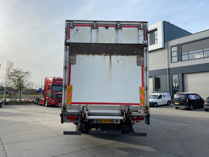 Scania P310 Frigo Closed Box / Euro 4 / Semi- Automatic - Box truck: picture 5 Scania P310 Frigo Closed Box / Euro 4 / Semi- Automatic - Box truck: picture 5