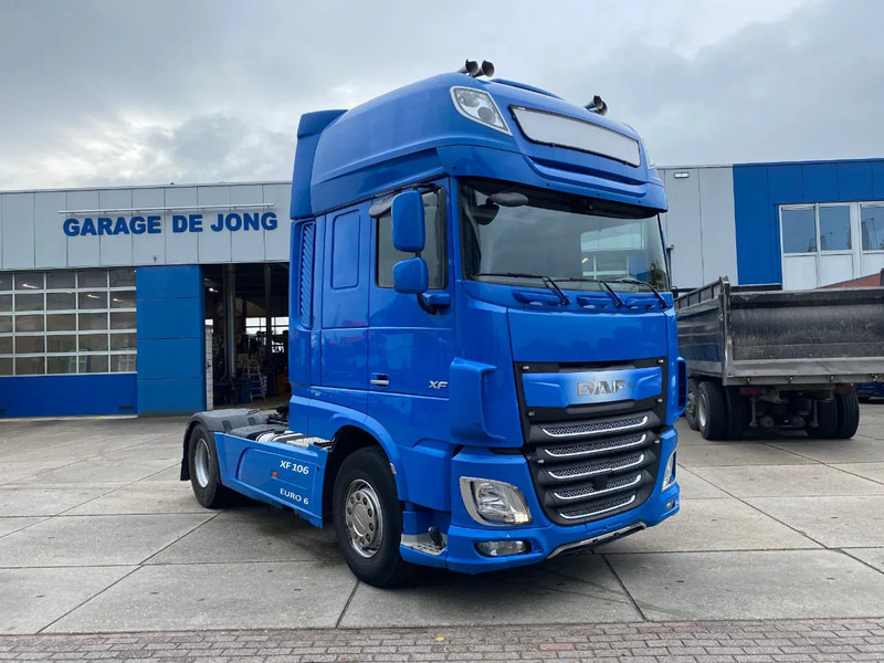 DAF XF 106.480 SSC / Full spoilers / Retarder / Stand Airco / Hydraulic - Tractor unit: picture 3 DAF XF 106.480 SSC / Full spoilers / Retarder / Stand Airco / Hydraulic - Tractor unit: picture 3
