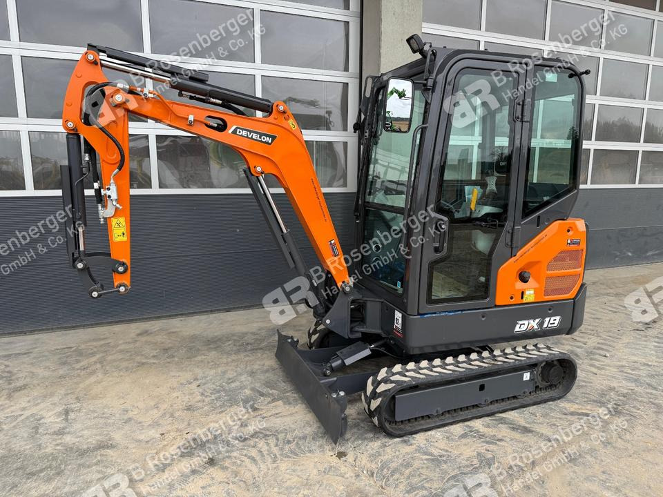 DOOSAN DEVELON DX19-7 Minibagger - NEU - SONDERPREIS - - Mini excavator: picture 1 DOOSAN DEVELON DX19-7 Minibagger - NEU - SONDERPREIS - - Mini excavator: picture 1