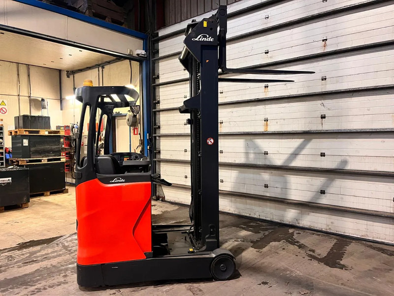Linde R14-01 - Reach truck: picture 4 Linde R14-01 - Reach truck: picture 4