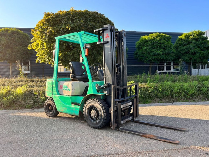 Mitsubishi FD25 - Diesel forklift: picture 3 Mitsubishi FD25 - Diesel forklift: picture 3