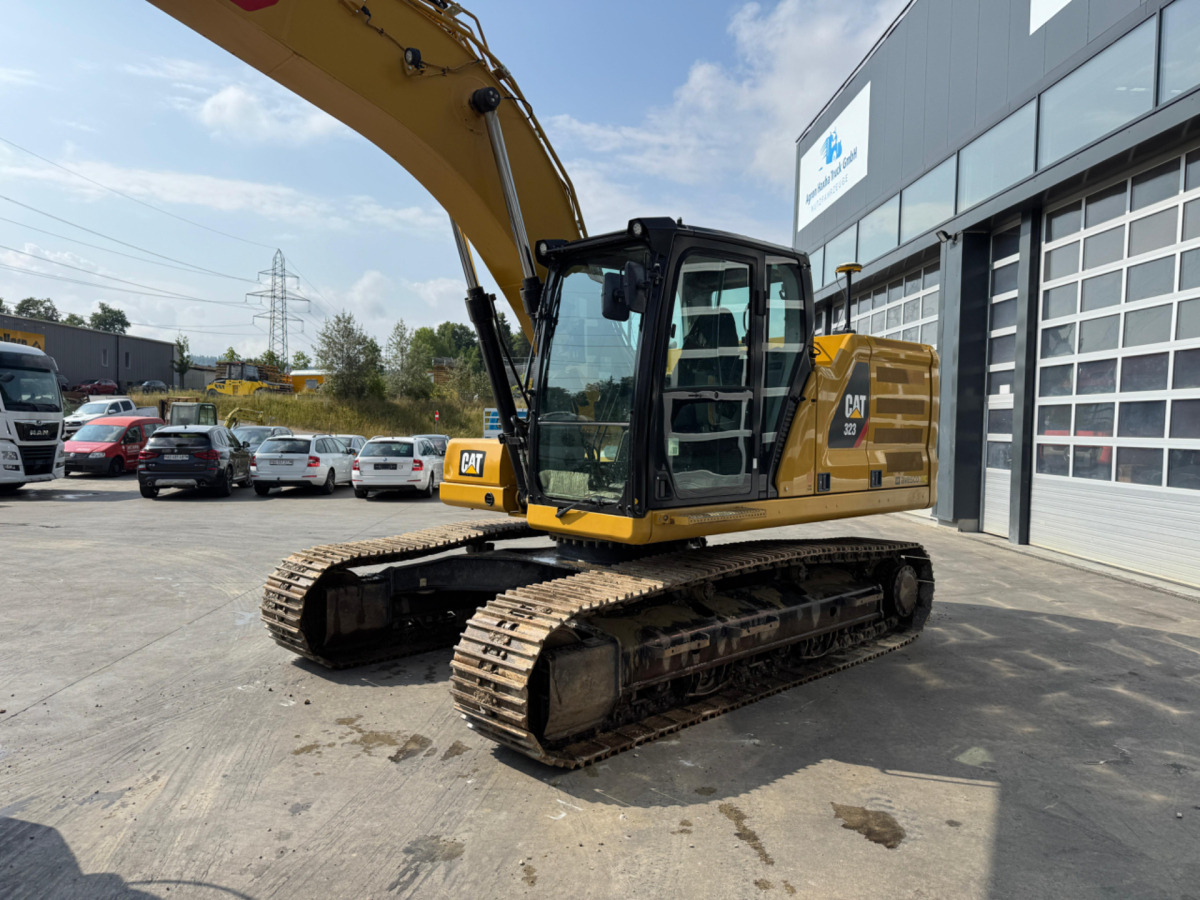 Lease a CATERPILLAR 323NG GPS 4x Schaufeln CATERPILLAR 323NG GPS 4x Schaufeln: picture 9