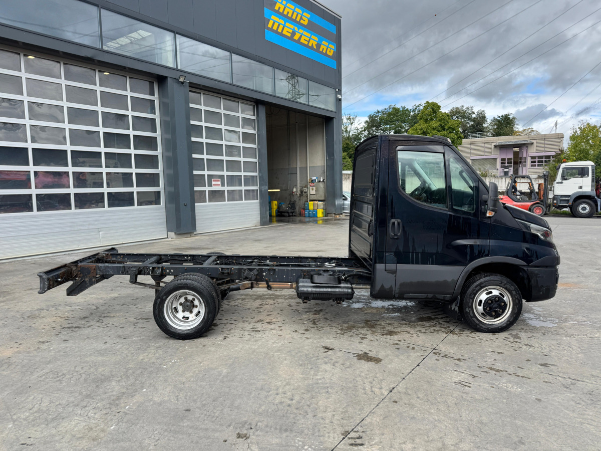 IVECO 35C21 Daily - Cab chassis truck: picture 3 IVECO 35C21 Daily - Cab chassis truck: picture 3