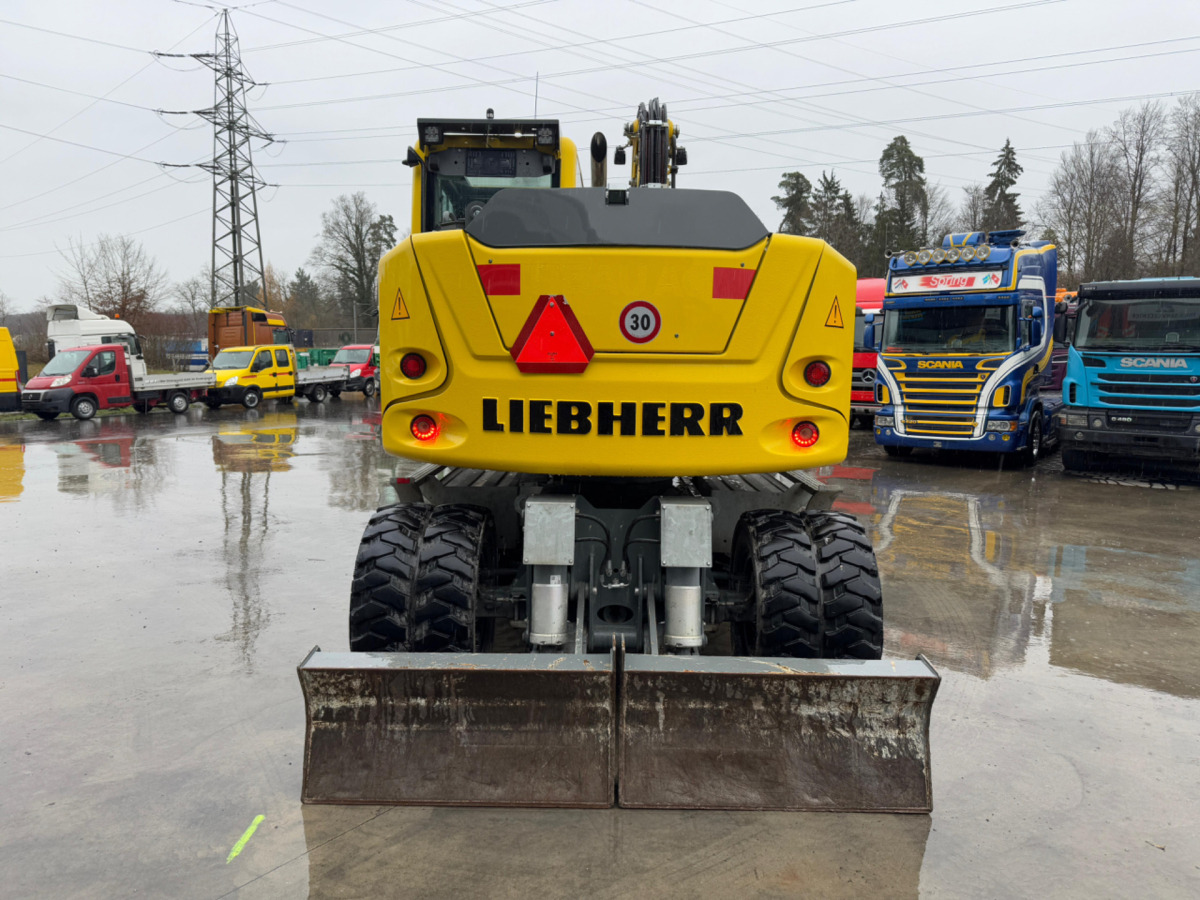 LIEBHERR 910 Compact Litronic Powertilt - Wheel excavator: picture 5 LIEBHERR 910 Compact Litronic Powertilt - Wheel excavator: picture 5