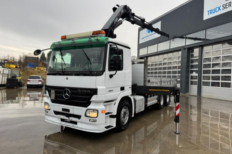 Mercedes-Benz Actros 2651 V8 Hiab 288-5 - Crane truck, Dropside/ Flatbed truck: picture 2 Mercedes-Benz Actros 2651 V8 Hiab 288-5 - Crane truck, Dropside/ Flatbed truck: picture 2