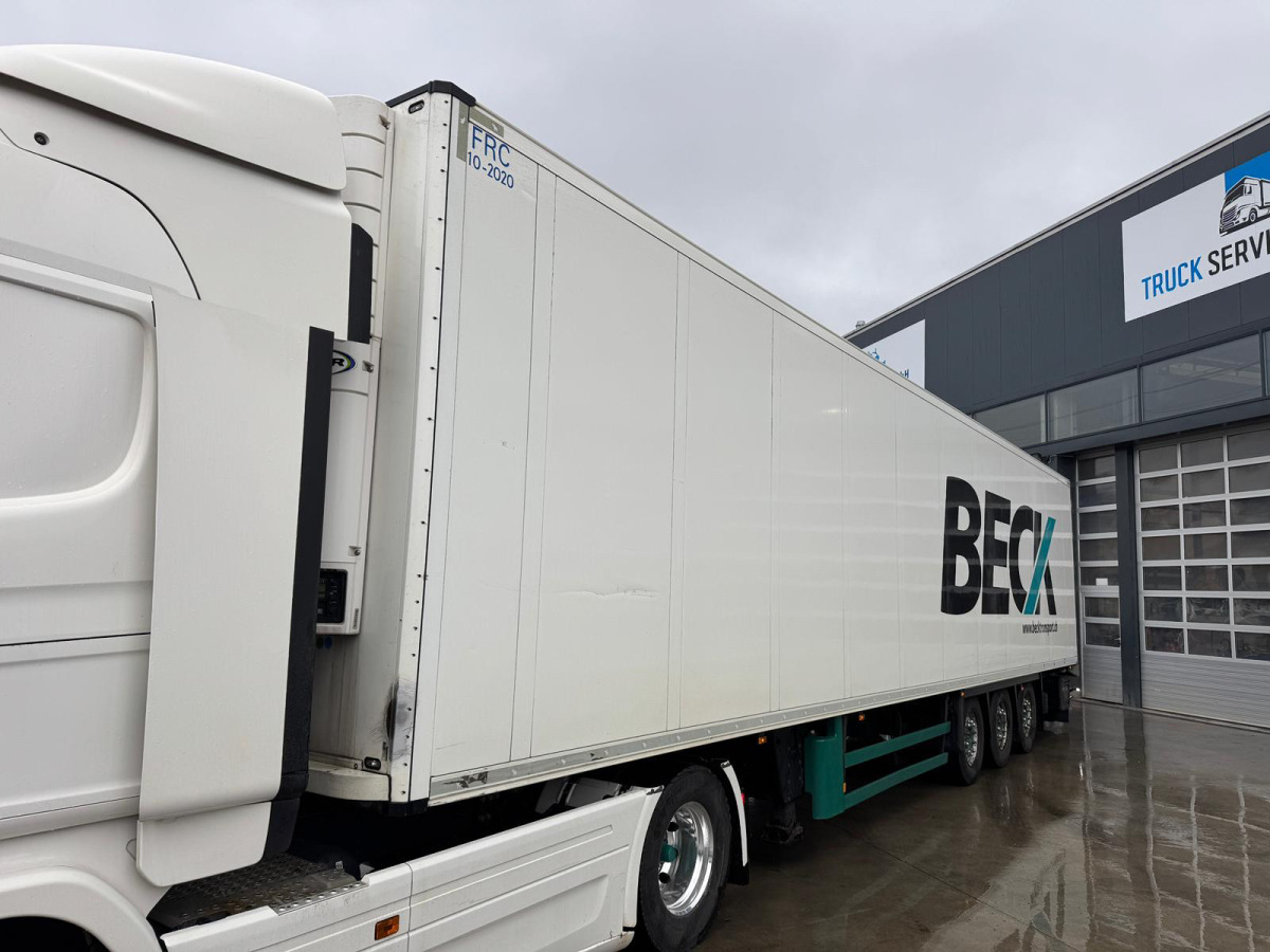 SCHMITZ CARGOBULL SKO24 Carrier Vector 1950 Bi-Temp - Refrigerator semi-trailer: picture 1 SCHMITZ CARGOBULL SKO24 Carrier Vector 1950 Bi-Temp - Refrigerator semi-trailer: picture 1