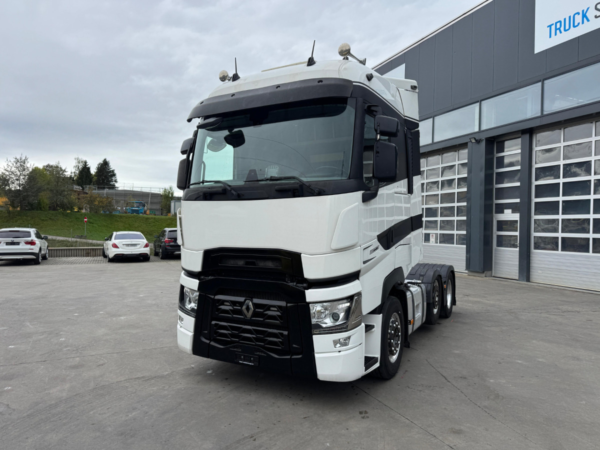 RENAULT T520 6x2 70.000KG - Tractor unit: picture 1 RENAULT T520 6x2 70.000KG - Tractor unit: picture 1