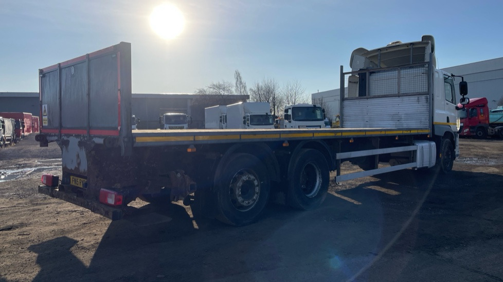 DAF CF 330 EURO 6 - Dropside/ Flatbed truck: picture 4 DAF CF 330 EURO 6 - Dropside/ Flatbed truck: picture 4