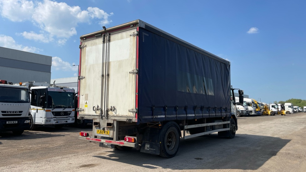 DAF LF 250 EURO 6 18 TONNE - Curtainsider truck: picture 4 DAF LF 250 EURO 6 18 TONNE - Curtainsider truck: picture 4