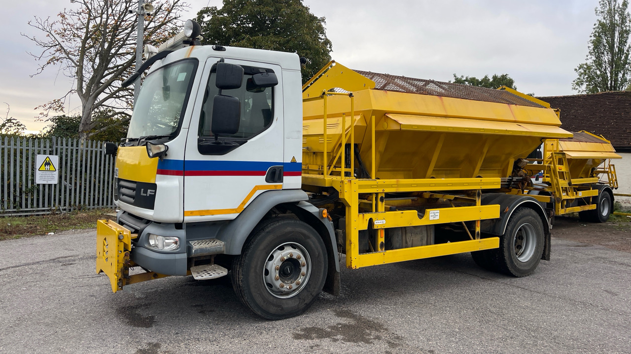 DAF LF 55.220 - Snow removal vehicle: picture 2 DAF LF 55.220 - Snow removal vehicle: picture 2