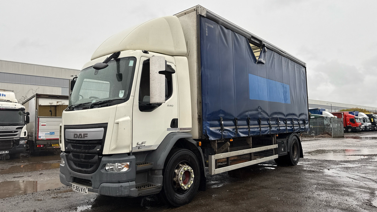 Daf LF 250 - Curtainsider truck: picture 2 Daf LF 250 - Curtainsider truck: picture 2