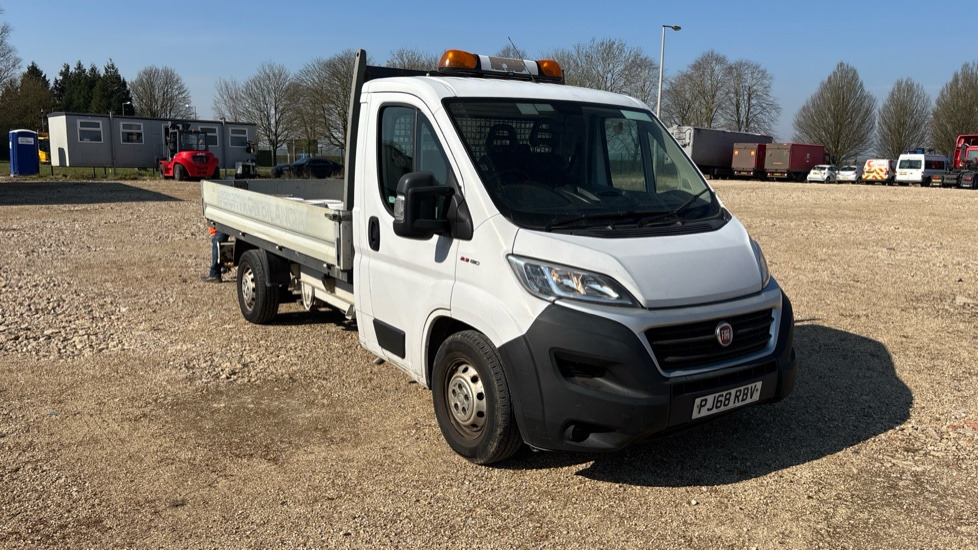 FIAT DUCATO 35 2.3 MULTIJET II 130PS - Flatbed van: picture 1 FIAT DUCATO 35 2.3 MULTIJET II 130PS - Flatbed van: picture 1