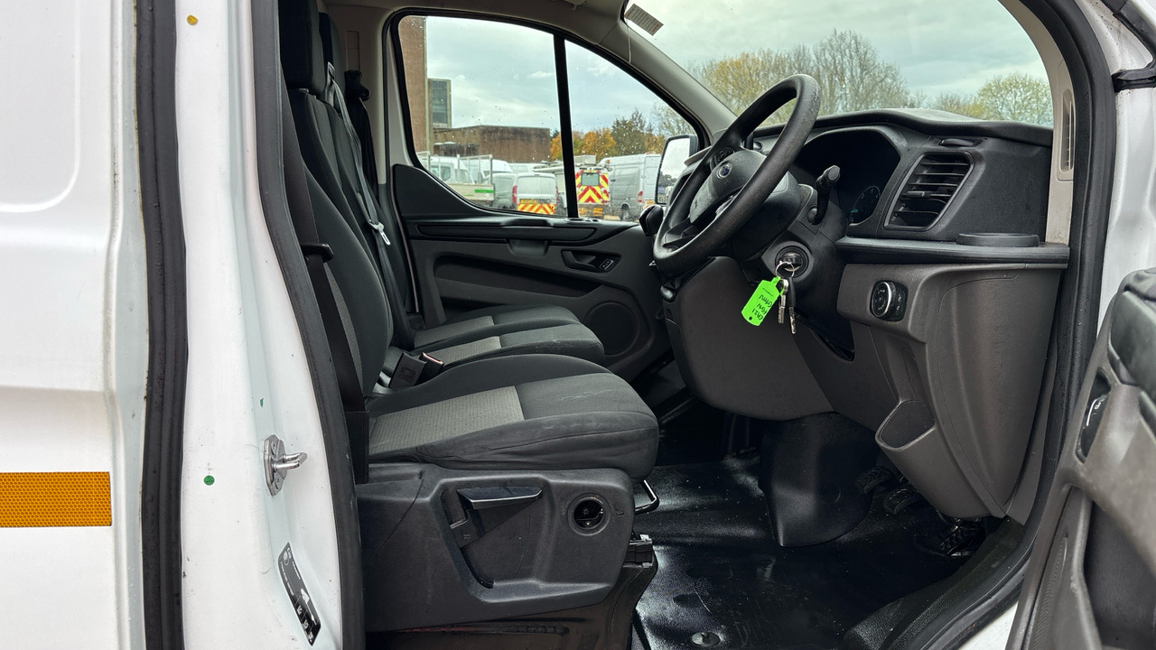 Ford Transit Custom 300 2.0 ECOBLUE 105PS - Small van: picture 5 Ford Transit Custom 300 2.0 ECOBLUE 105PS - Small van: picture 5