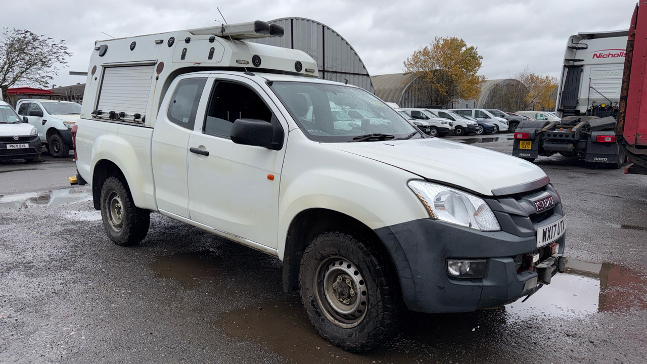 Isuzu D-Max 2.5TD - Pickup truck, Combi van: picture 1 Isuzu D-Max 2.5TD - Pickup truck, Combi van: picture 1