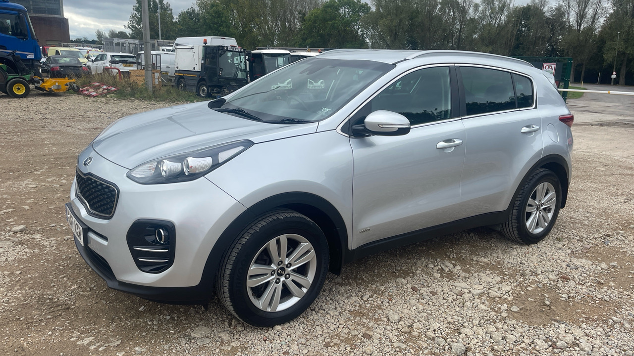 KIA SPORTAGE 2.0 CRDI KX-2 - Hatchback: picture 2 KIA SPORTAGE 2.0 CRDI KX-2 - Hatchback: picture 2
