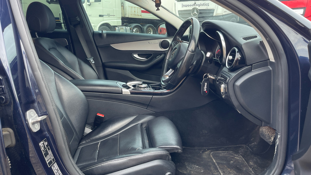 MERCEDES-BENZ C350 - Sedan: picture 5 MERCEDES-BENZ C350 - Sedan: picture 5