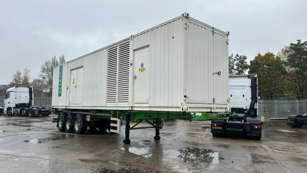 MITSUBISHI / MECC ALTE AKSA 1300KVA - Flatbed van: picture 1 MITSUBISHI / MECC ALTE AKSA 1300KVA - Flatbed van: picture 1