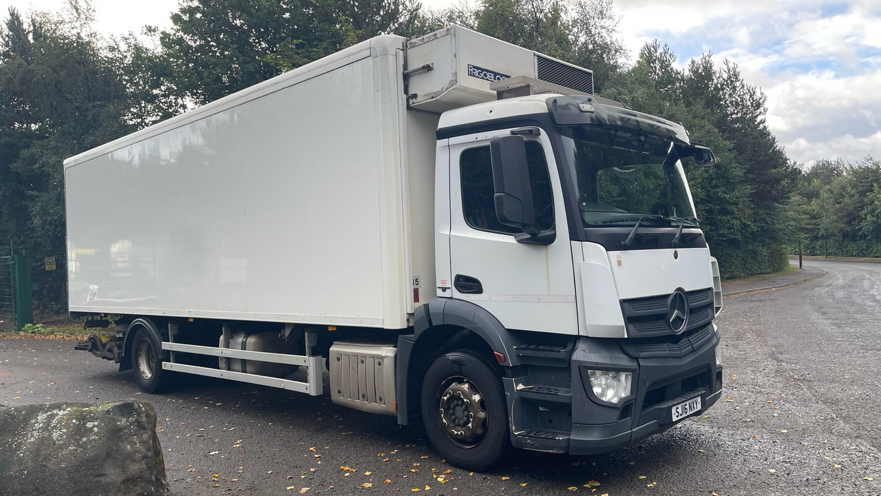 Mercedes-Benz Antos 1827 - Refrigerator truck: picture 1 Mercedes-Benz Antos 1827 - Refrigerator truck: picture 1