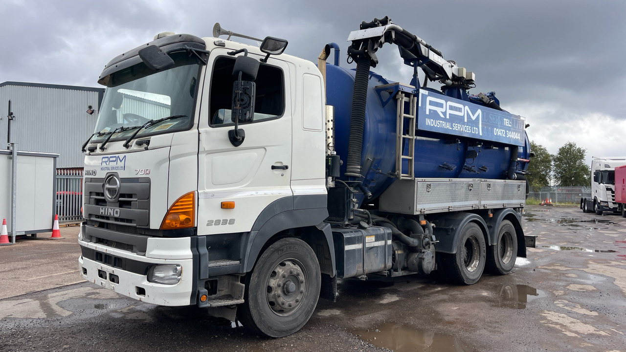 HINO 700 2838 - Other machinery: picture 2 HINO 700 2838 - Other machinery: picture 2