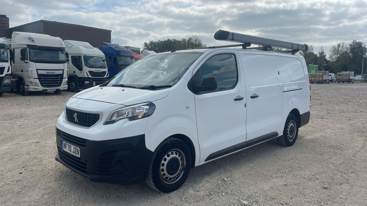 PEUGEOT EXPERT PROFESSIONAL 1.5 BLUE HDI - Panel van: picture 2 PEUGEOT EXPERT PROFESSIONAL 1.5 BLUE HDI - Panel van: picture 2