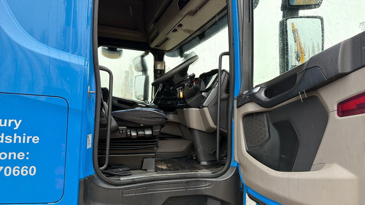 SCANIA R 450 - Tractor unit: picture 5 SCANIA R 450 - Tractor unit: picture 5