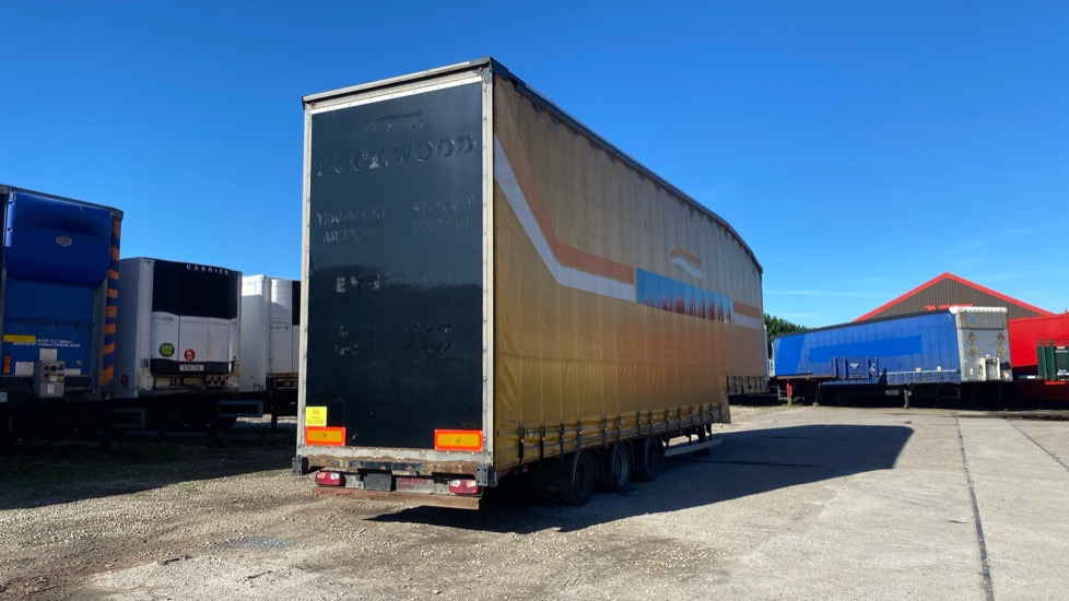 SDC CURTAINSIDE STEPFRAME - Trailer: picture 4 SDC CURTAINSIDE STEPFRAME - Trailer: picture 4