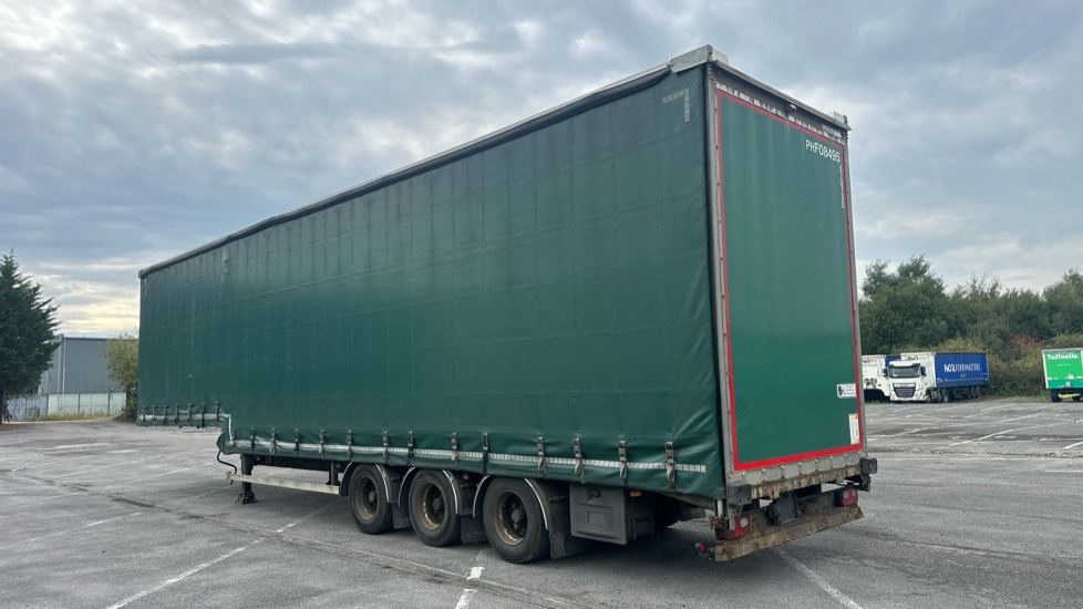 SDC CURTAINSIDE STEPFRAME - Trailer: picture 4 SDC CURTAINSIDE STEPFRAME - Trailer: picture 4