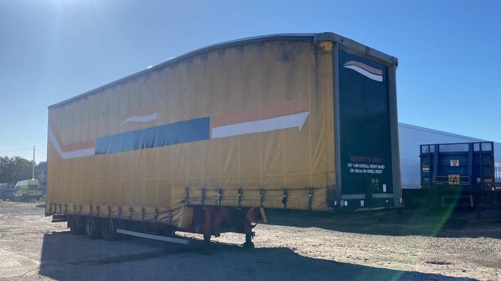 SDC CURTAINSIDE STEPFRAME - Trailer: picture 1 SDC CURTAINSIDE STEPFRAME - Trailer: picture 1