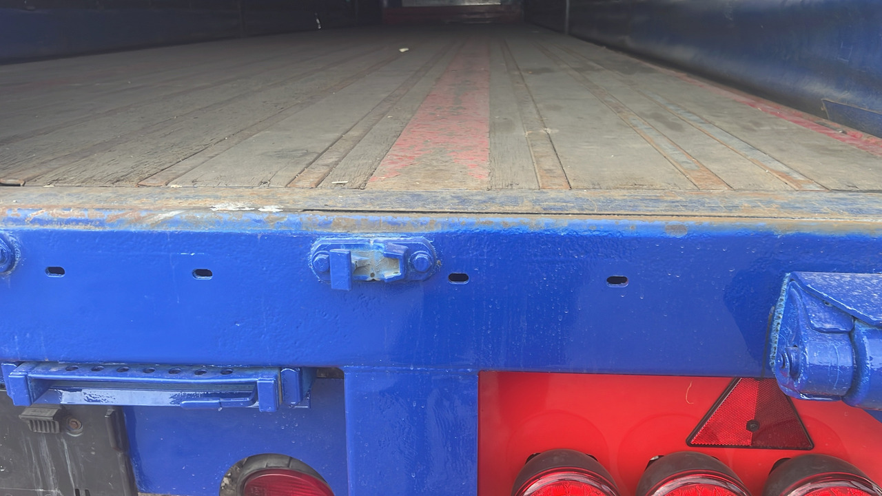 SDC CURTAINSIDE - Trailer: picture 2 SDC CURTAINSIDE - Trailer: picture 2