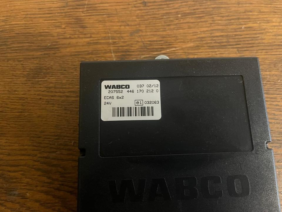 IVECO WABCO Steuergerät ECAS 6x2 4461702120 - ECU: picture 3 IVECO WABCO Steuergerät ECAS 6x2 4461702120 - ECU: picture 3