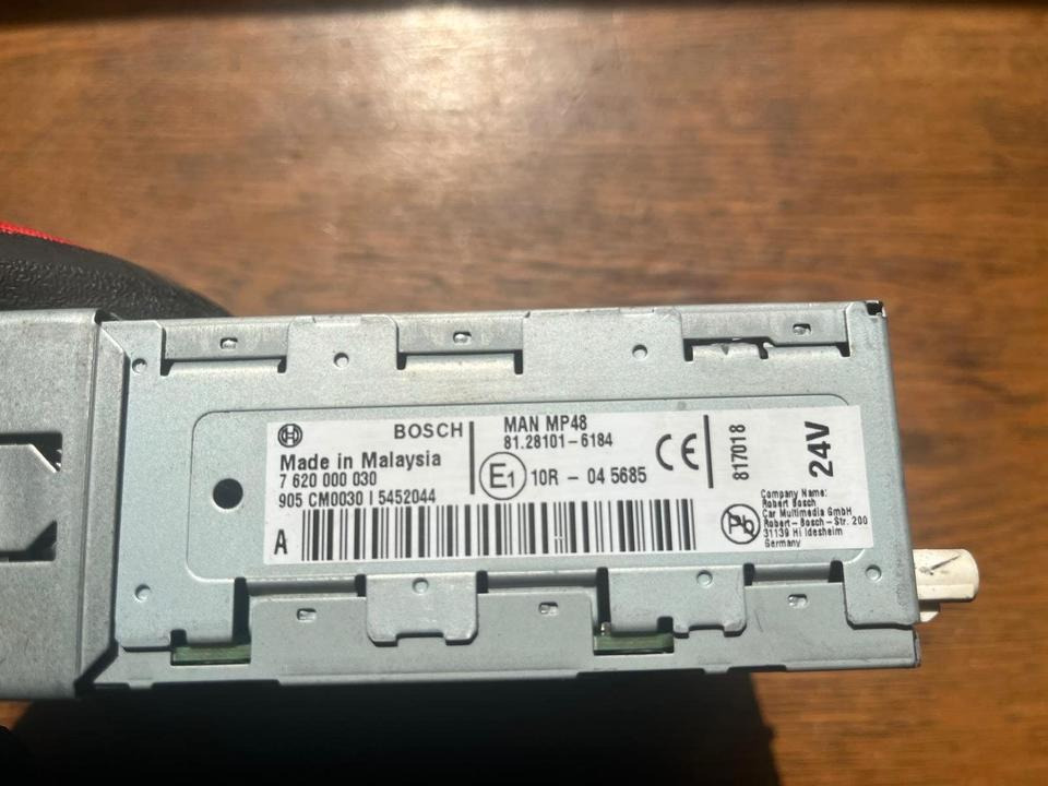 MAN Bosch Multimedia Radio 24V 81.28101-6184 - Navigation system for Truck: picture 2 MAN Bosch Multimedia Radio 24V 81.28101-6184 - Navigation system for Truck: picture 2