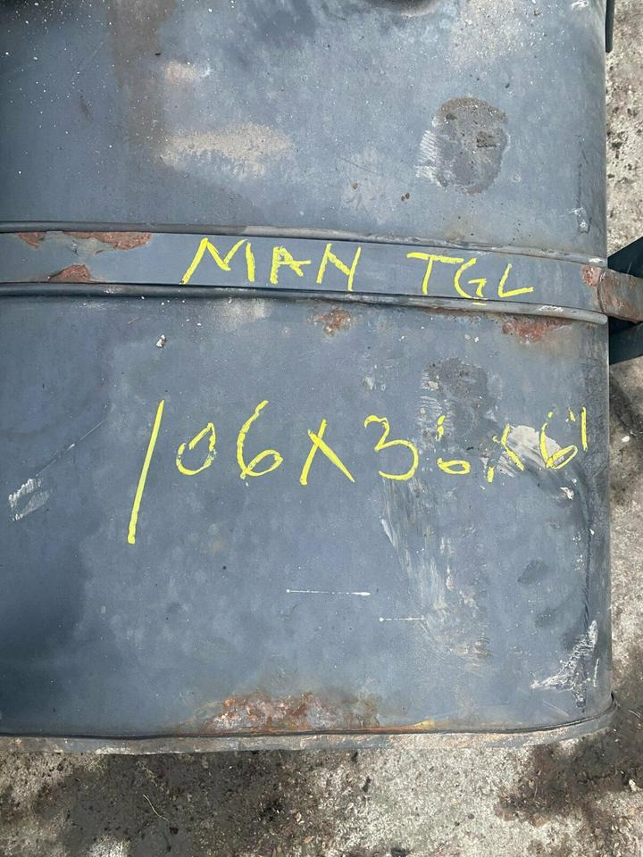 MAN TGL TGM Dieseltank Tank Tankbehälter - Fuel tank for Truck: picture 2 MAN TGL TGM Dieseltank Tank Tankbehälter - Fuel tank for Truck: picture 2