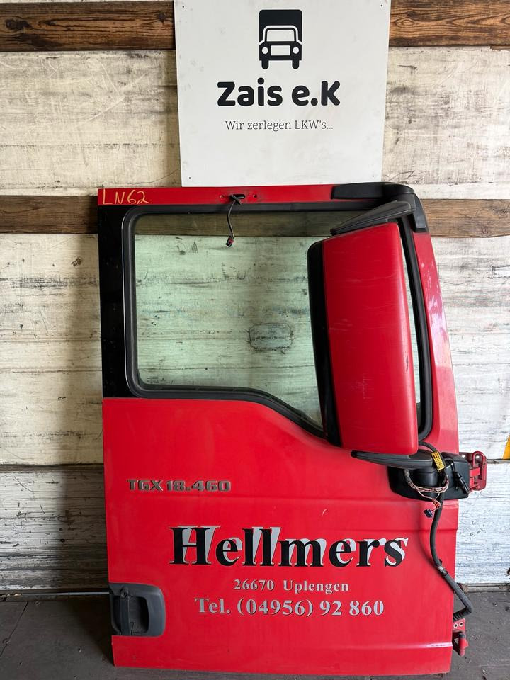 MAN TGX Beifahrertür Rot Spiegel Innenverkleidung LN 62 - Door and parts for Truck: picture 1 MAN TGX Beifahrertür Rot Spiegel Innenverkleidung LN 62 - Door and parts for Truck: picture 1