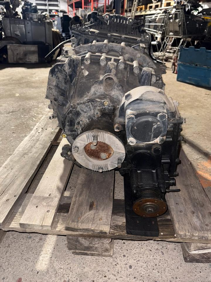 MAN ZF ASTRONIC 12 AS 2130 TD + Doppel Nebenantrieb - Gearbox for Truck: picture 4 MAN ZF ASTRONIC 12 AS 2130 TD + Doppel Nebenantrieb - Gearbox for Truck: picture 4