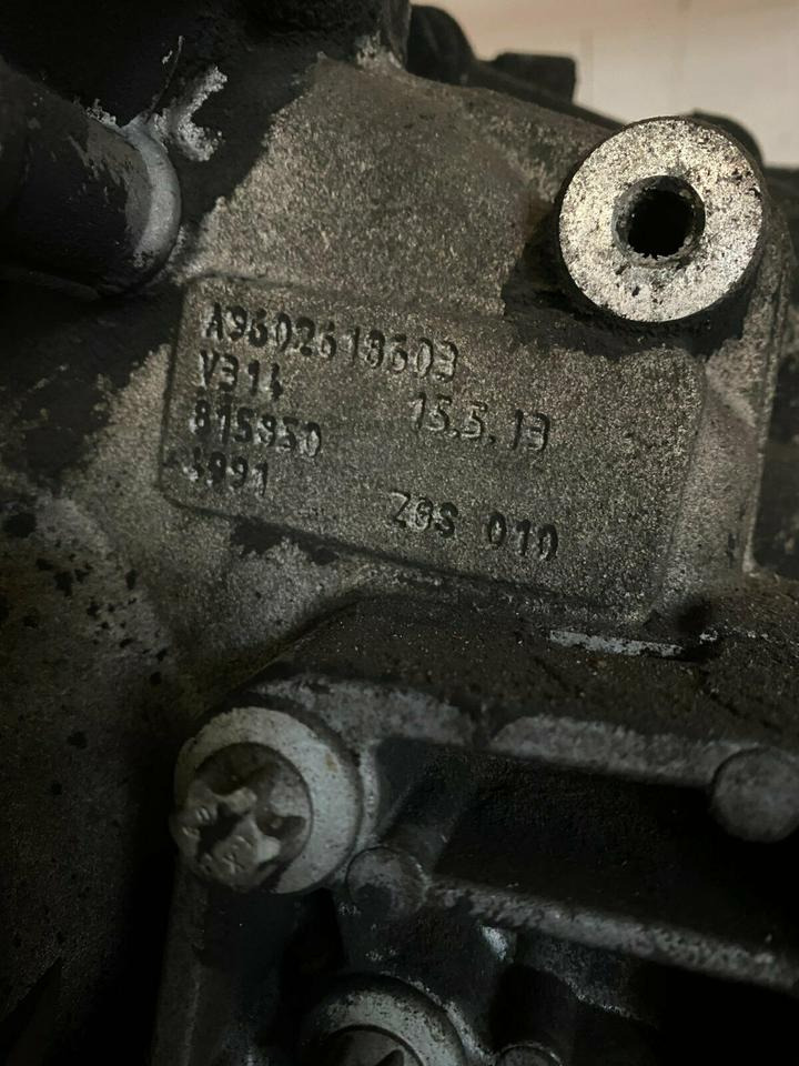 Mercedes Actros MP4 Getriebe G211-12 - Gearbox for Truck: picture 3 Mercedes Actros MP4 Getriebe G211-12 - Gearbox for Truck: picture 3